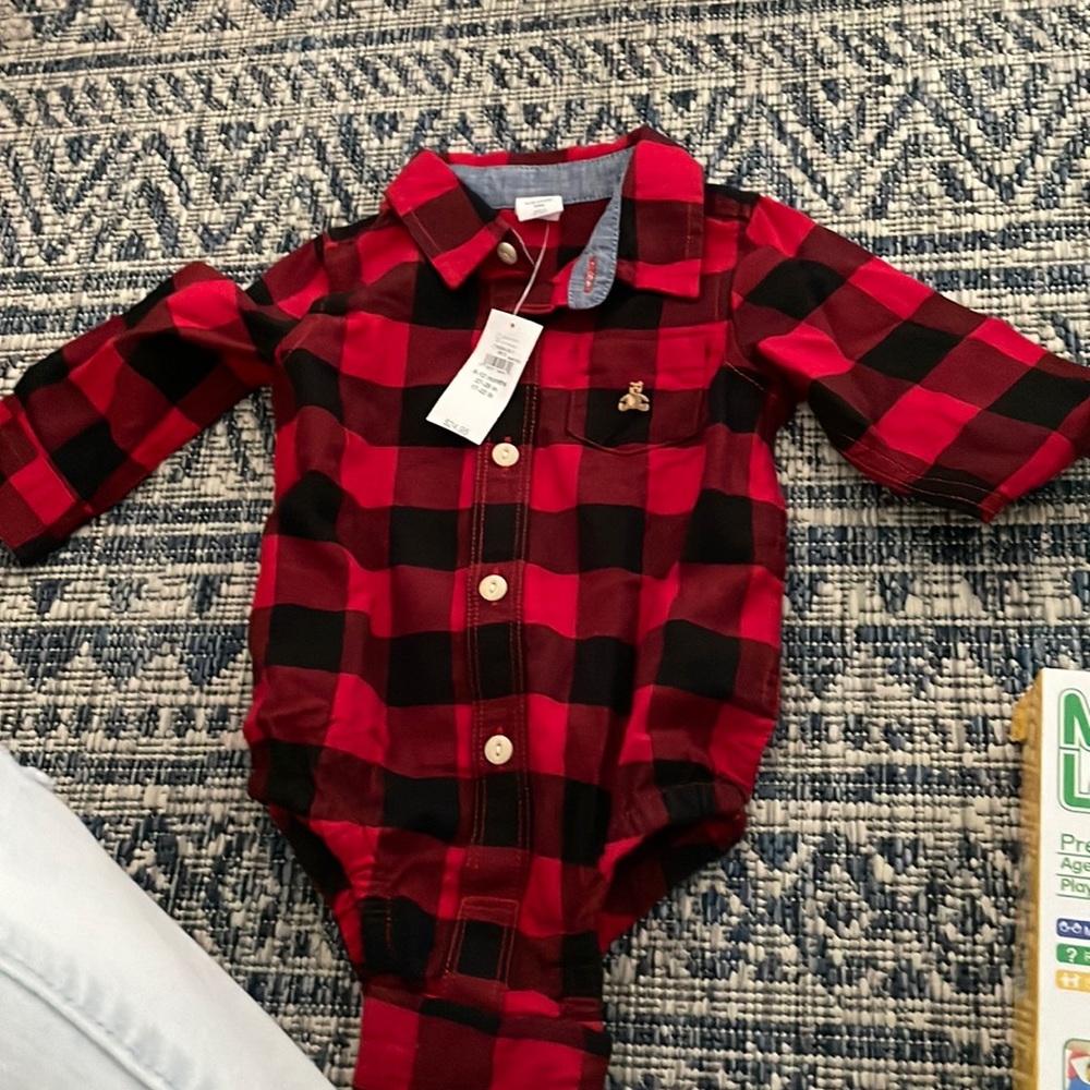 Gap bodysuit shirt